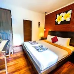Villa Sanket - Kuta - 6 Bedrooms - 6 Bathrooms - Great Location